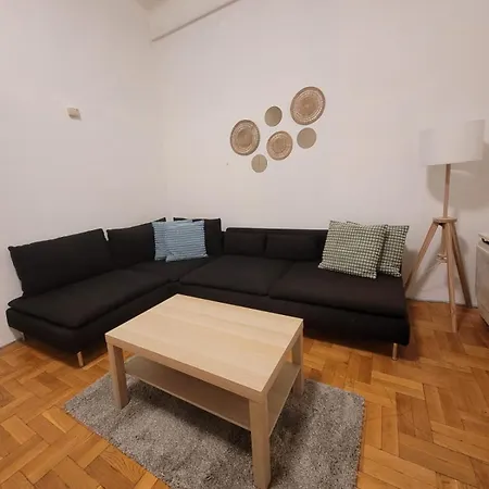 Apartment Vac1 Spacious Flat Near Market & Danube River Budapest
