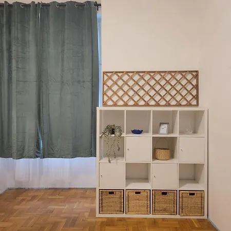 Vac1 Spacious Flat Near Market & Danube River Apartment Budapest