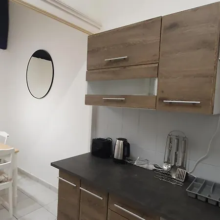 Apartment Vac1 Spacious Flat Near Market & Danube River *
