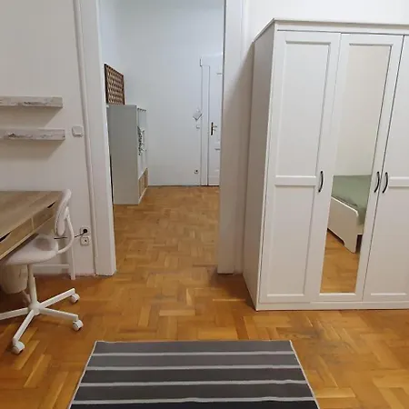 Appartement Vac1 Spacious Flat Near Market & Danube River Boedapest